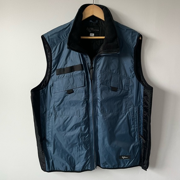 ✨NEW, NEVER WORN✨ Mens Vest | Alpine Expedition - Picture 1 of 5